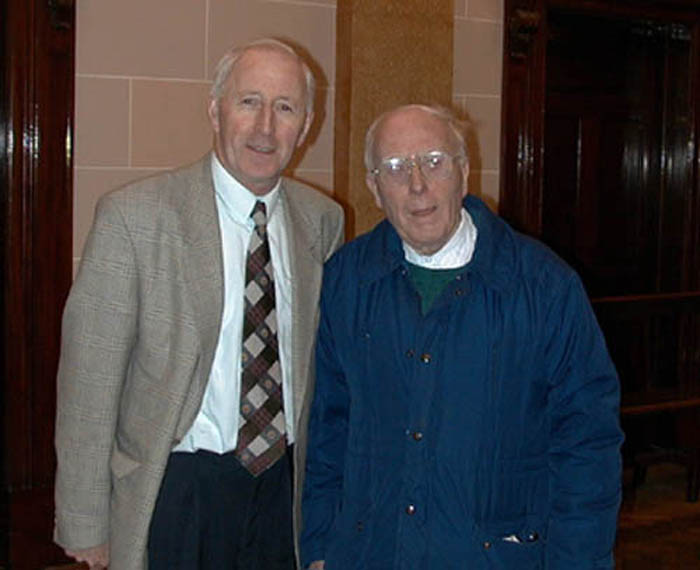 Frank Kennedy and Lord Mayor.jpg 45.7K